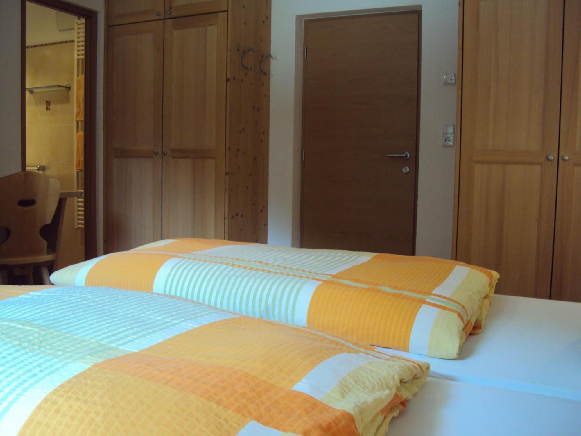 Haus Fliri Hotel Curon Venosta Room photo